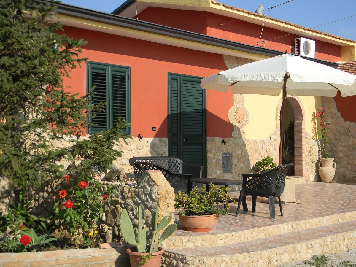 B&B Mare Calabria Capo Colonna Exterior photo