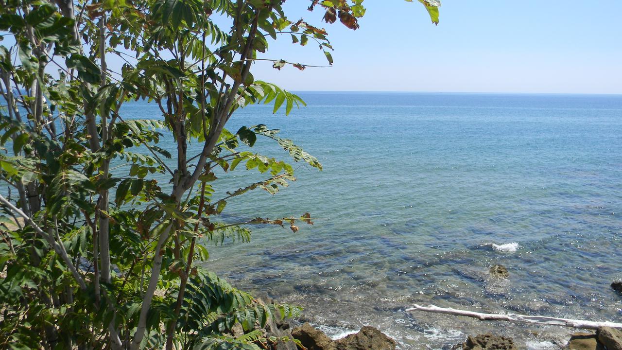 B&B Mare Calabria Capo Colonna Exterior photo