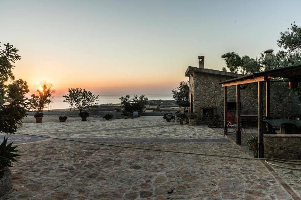 B&B Mare Calabria Capo Colonna Exterior photo